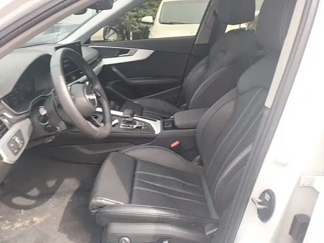 Audi A4L — Фото автомобиля 14
