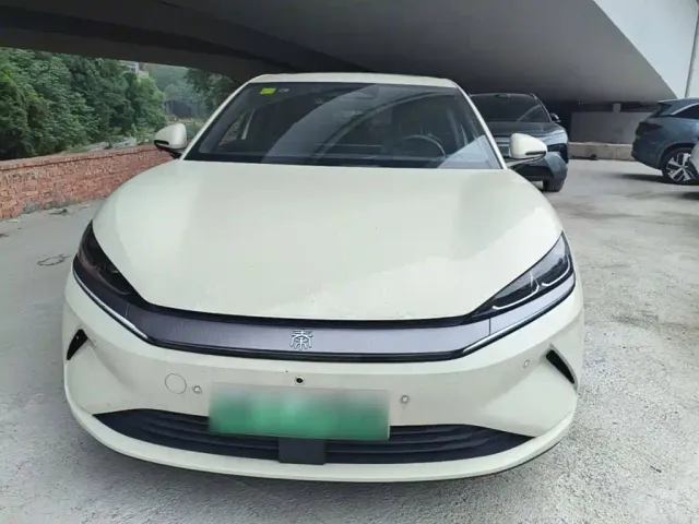 BYD Qin L — Фото автомобиля 2