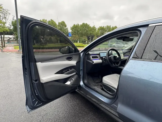 BYD Seal 06 DM-i Touring — Фото автомобиля 3