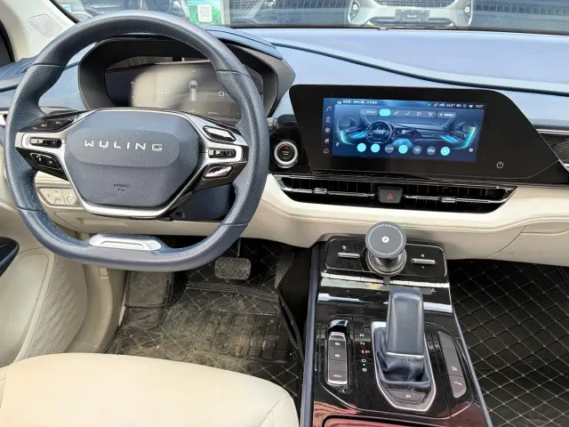 Wuling Victory — Фото автомобиля 6