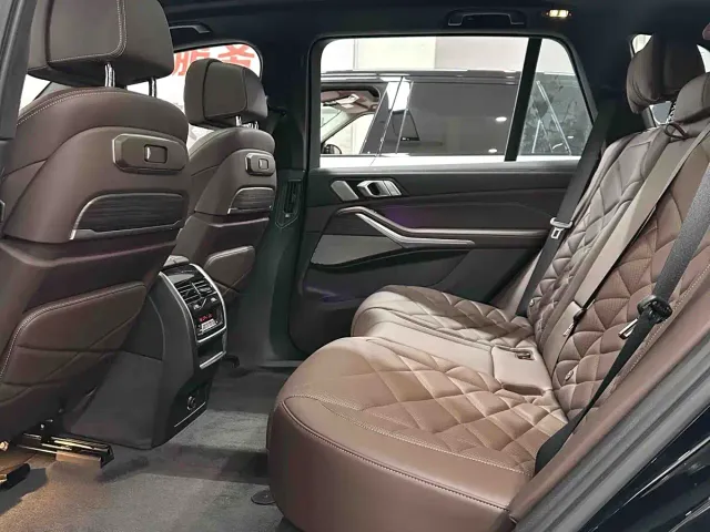 BMW X5 — Фото автомобиля 13