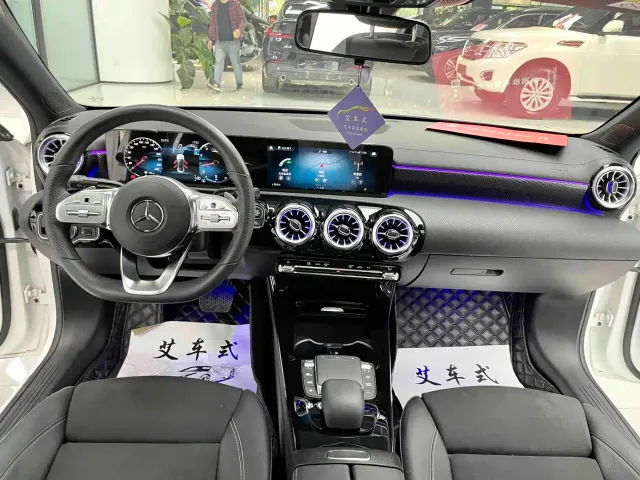 Mercedes-Benz A-Class — Фото автомобиля 4
