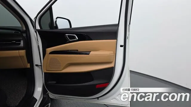 Kia Canival Carnival 4 поколение Бензин 9 мест Noblesse — Фото автомобиля 21