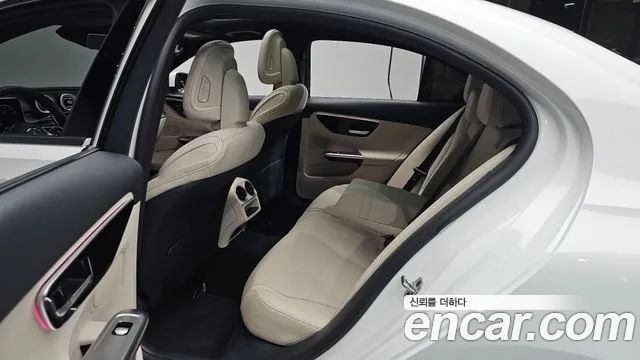 Mercedes-Benz C-Class W206 — Фото автомобиля 11