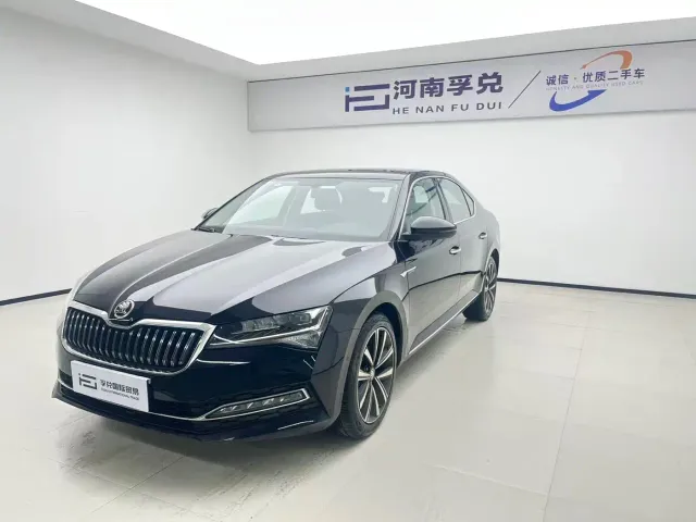 Фотография автомобиля — Skoda Superb
