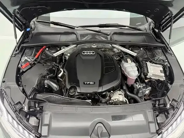 Audi Audi A4L 2022 40 TFSI Luxury Dynamic — Фото автомобиля 14