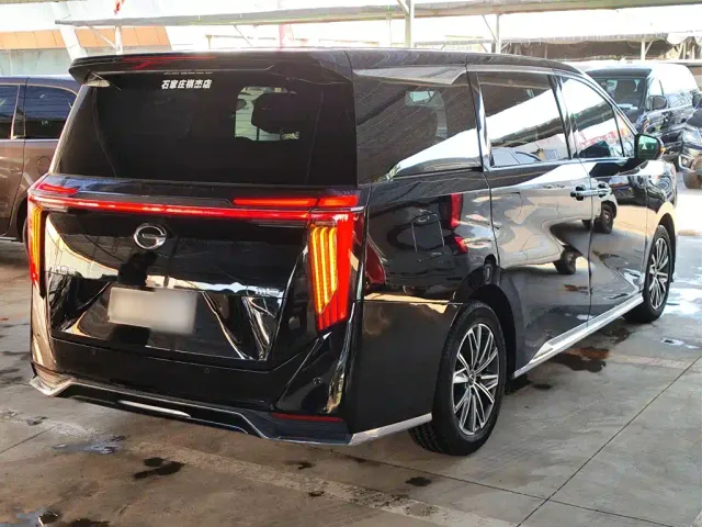 GAC Trumpchi M8 — Фото автомобиля 13