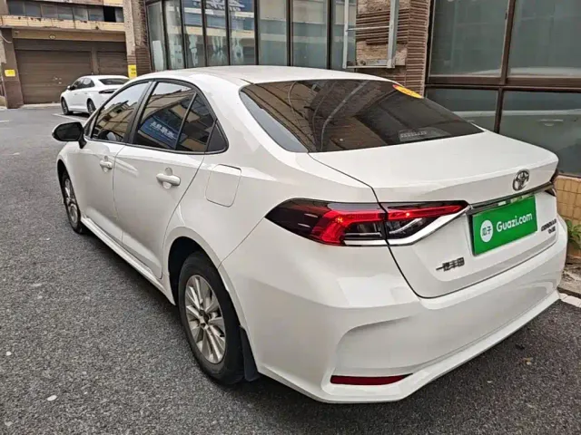 Toyota Corolla — Фото автомобиля 4
