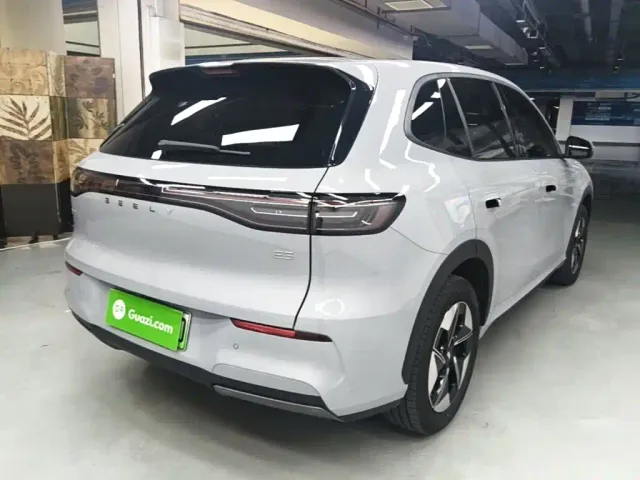 Geely Galaxy E5 — Фото автомобиля 6
