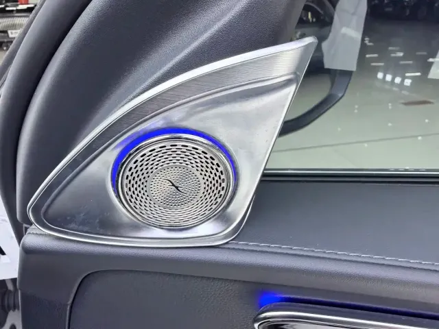Mercedes-Benz C-Class — Фото автомобиля 5