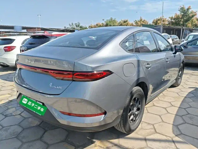 BYD Qin PLUS — Фото автомобиля 6