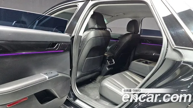 Hyundai Grandeur GN7 — Фото автомобиля 16