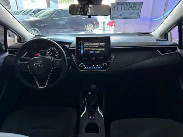 Toyota Corolla — Фото автомобиля 11