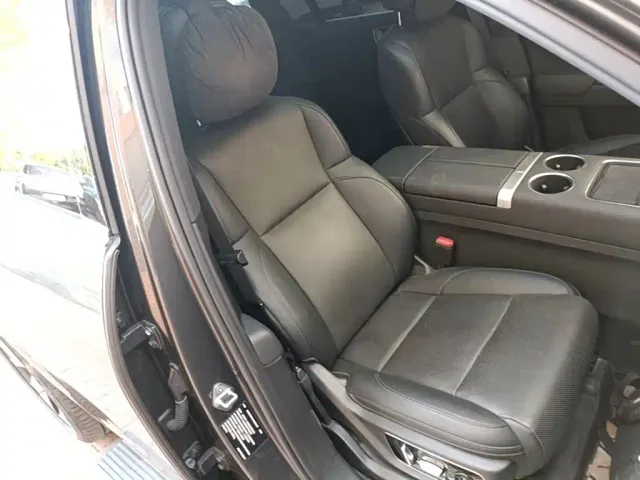 Li Auto L7 — Фото автомобиля 24