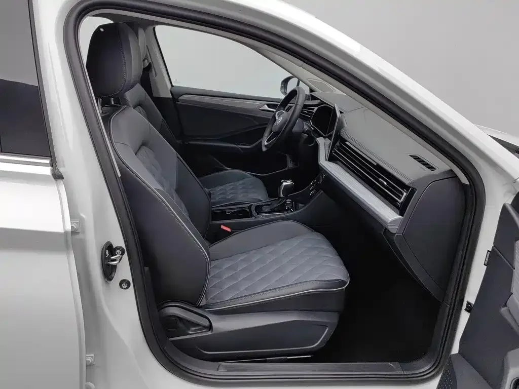 Volkswagen Sagitar 2025 300TSI DSG Surpass Edition — Фото автомобиля 23