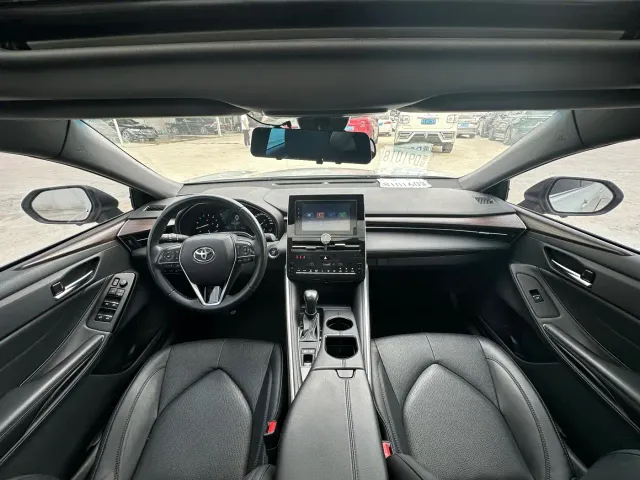 Toyota Avalon — Фото автомобиля 16