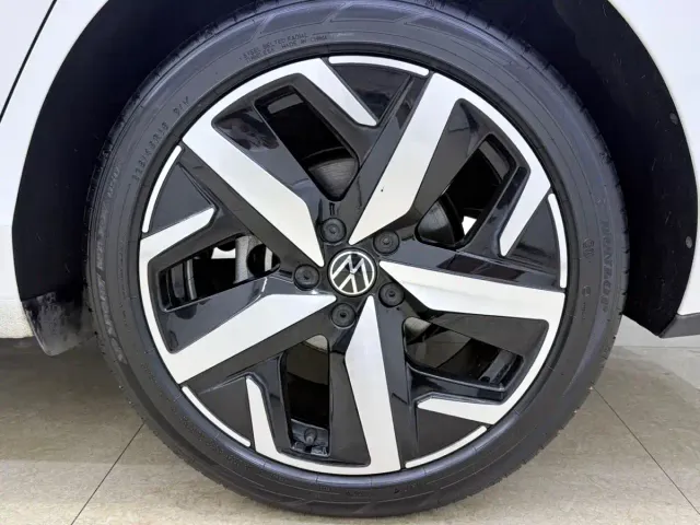 Volkswagen Lamando — Фото автомобиля 22