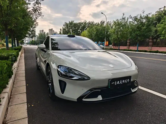 Xiaomi SU7 — Фото автомобиля 2