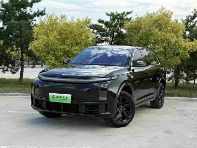 Фотография автомобиля — Li Auto L7