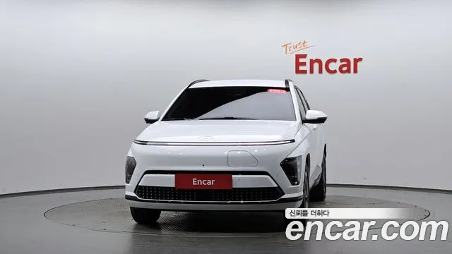Hyundai Kona SX2 — Фото автомобиля 3