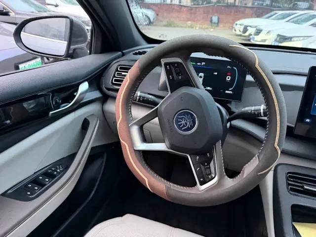 BYD Qin PLUS — Фото автомобиля 8