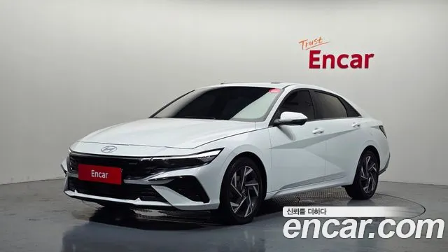 Фотография автомобиля — Hyundai Avante CN7