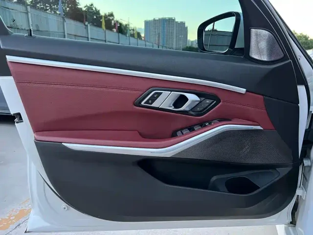 BMW 3 Series — Фото автомобиля 11