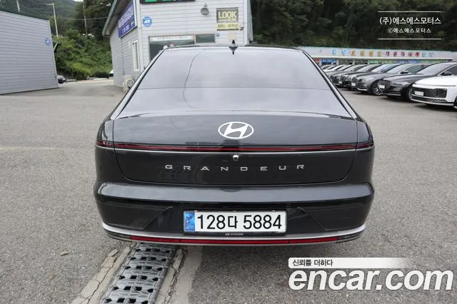 Hyundai Grandeur GN7 — Фото автомобиля 4