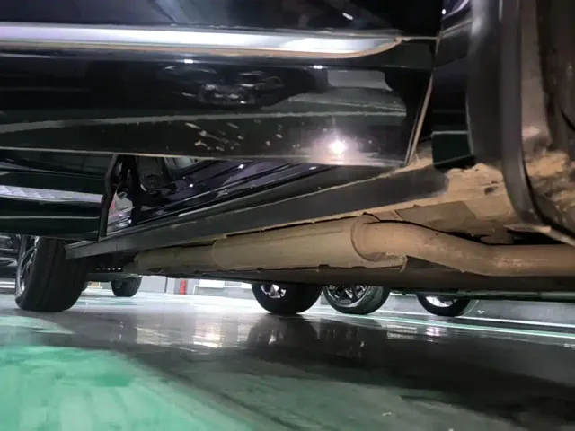 Hongqi Hongqi HS3 PHEV 2025 125km Jingwei PLUS 2 Million Commemorative Edition — Фото автомобиля 20