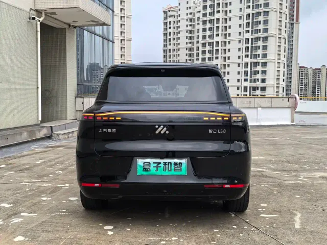 IM Motors LS8 — Фото автомобиля 15