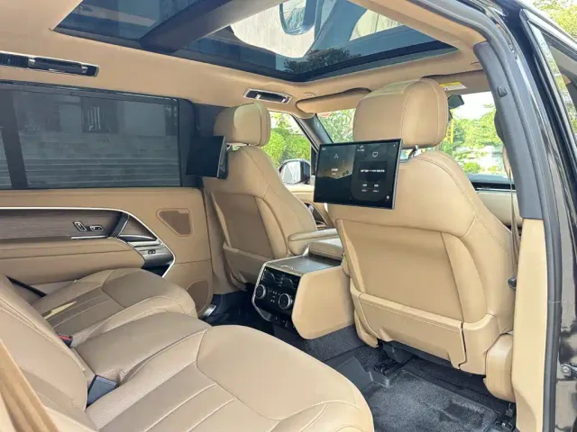 Land Rover Range Rover — Фото автомобиля 14