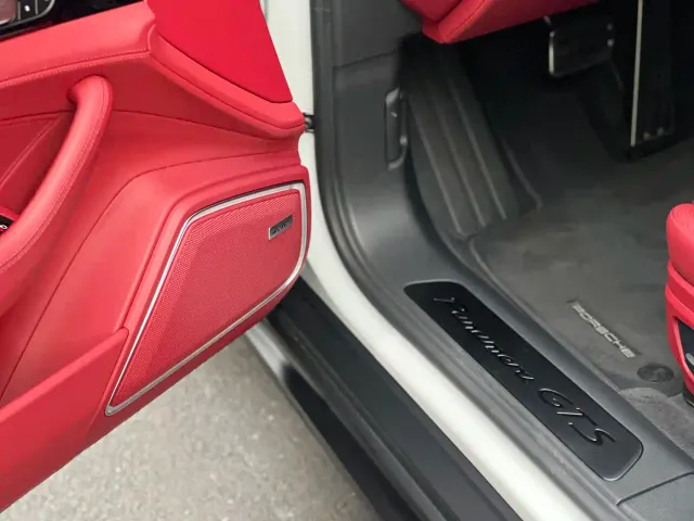 Porsche Panamera — Фото автомобиля 25