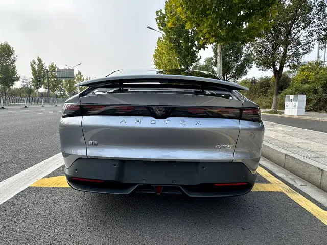 Arcfox Alpha S5 — Фото автомобиля 5