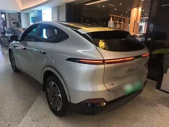 Xpeng G6 — Фото автомобиля 4