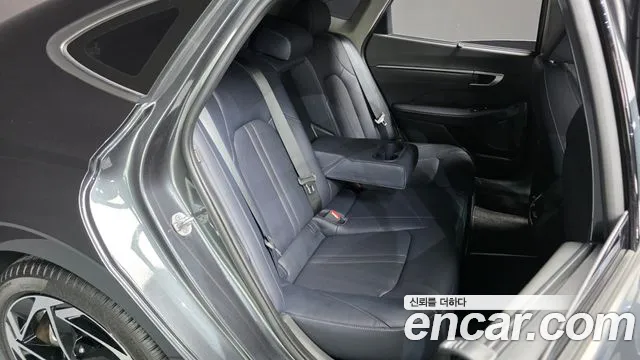 Hyundai Sonata — Фото автомобиля 17