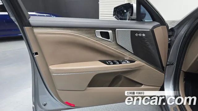 Kia K8 Hybrid — Фото автомобиля 13