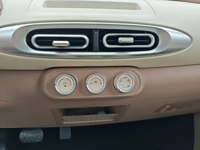 Wuling Hongguang Mini EV — Фото автомобиля 12