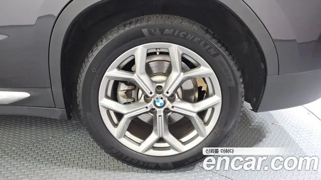 BMW X4 — Фото автомобиля 5