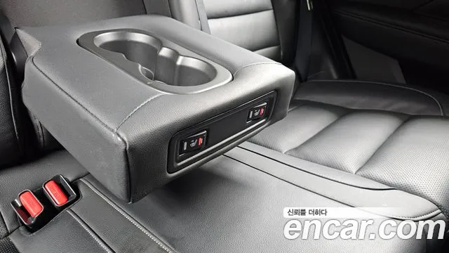 Renault-KoreaSamsung QM6 Новый QM6 2.0 LPe RE Signature 2WD — Фото автомобиля 16