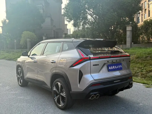 Geely Boyue — Фото автомобиля 5