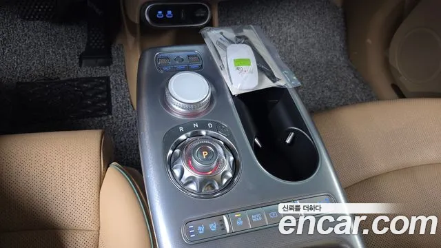 Genesis GV60 — Фото автомобиля 9
