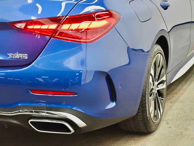 Mercedes-Benz C-Class — Фото автомобиля 25