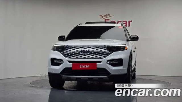 Ford Explorer Explorer 6 поколение 3.0 Platinum 4WD — Фото автомобиля 3