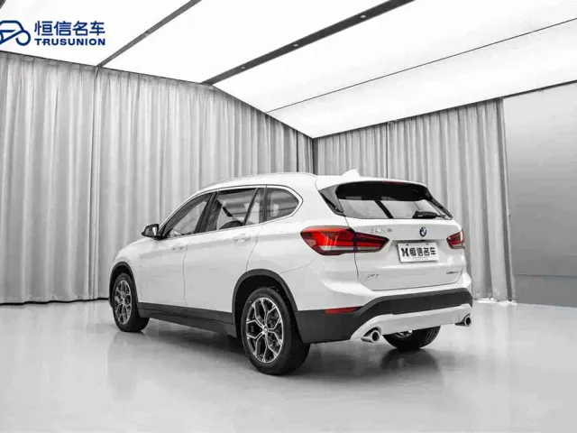 BMW X1 — Фото автомобиля 7