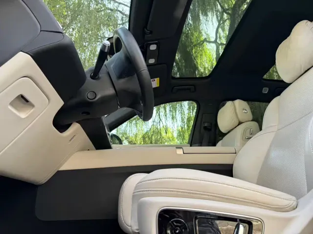 Li Auto L7 — Фото автомобиля 7