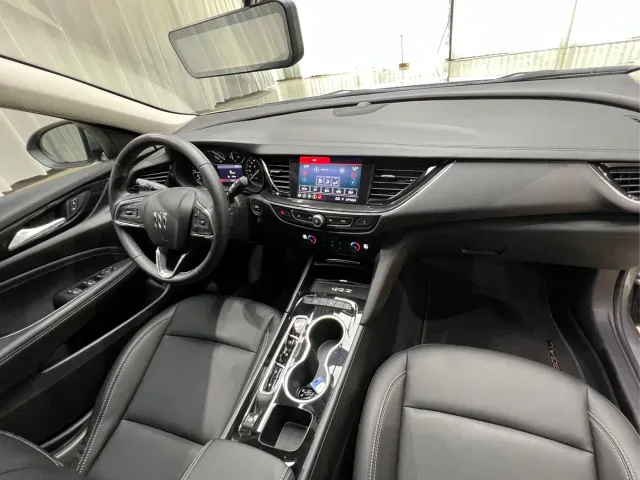 Buick Regal — Фото автомобиля 22