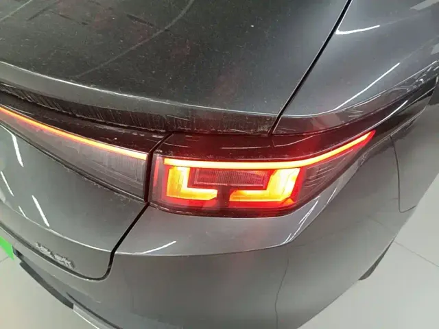 Changan Eado — Фото автомобиля 7