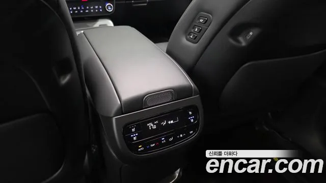 Hyundai Ioniq 9 — Фото автомобиля 18