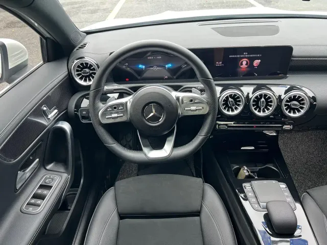Mercedes-Benz A-Class — Фото автомобиля 7
