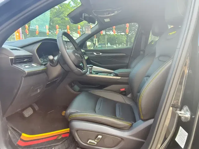 Geely Xingrui — Фото автомобиля 4